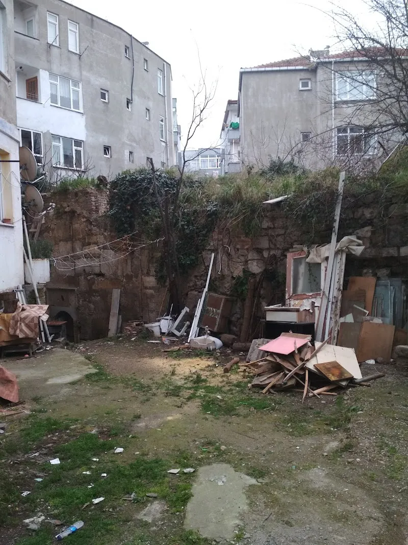 Yalı(Varoş) Hamamı