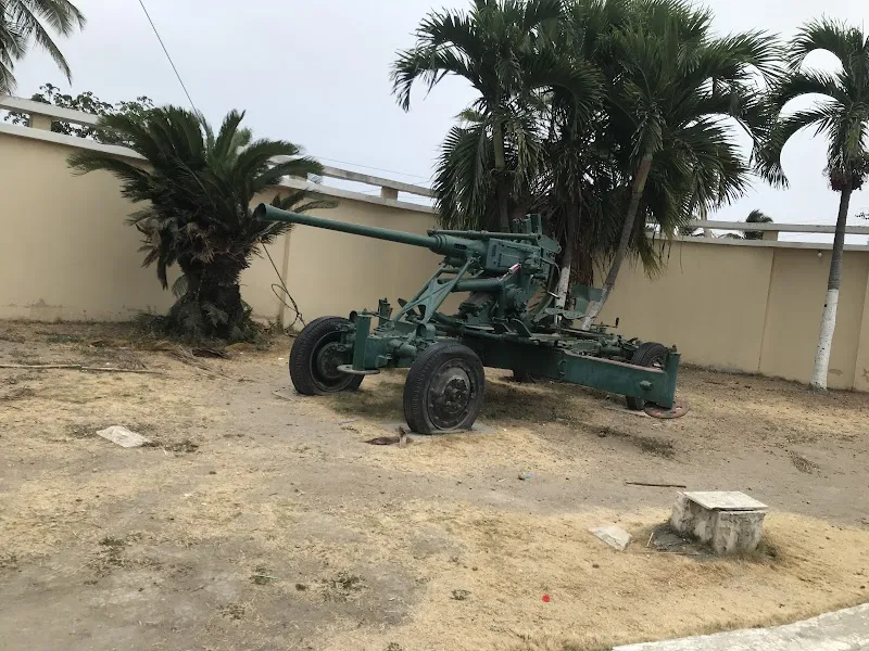 Fuerte Militar SALINAS