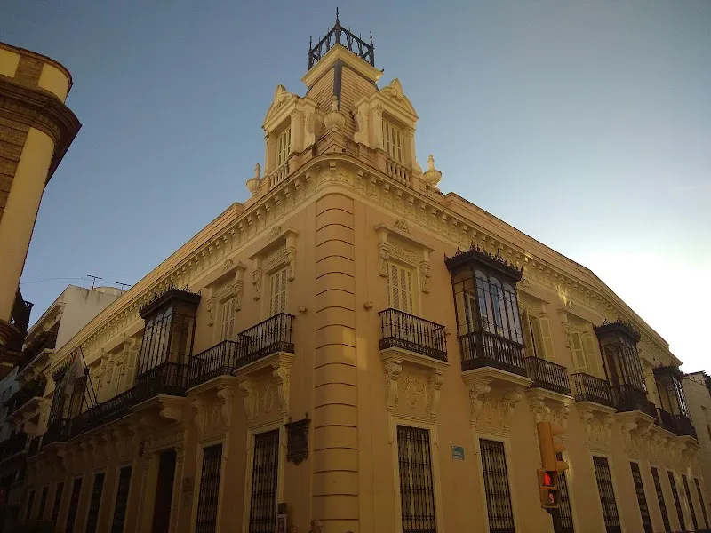 Mora Claros Palace